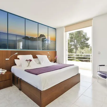 Majestic Near Villa San Antonio (Ibiza)